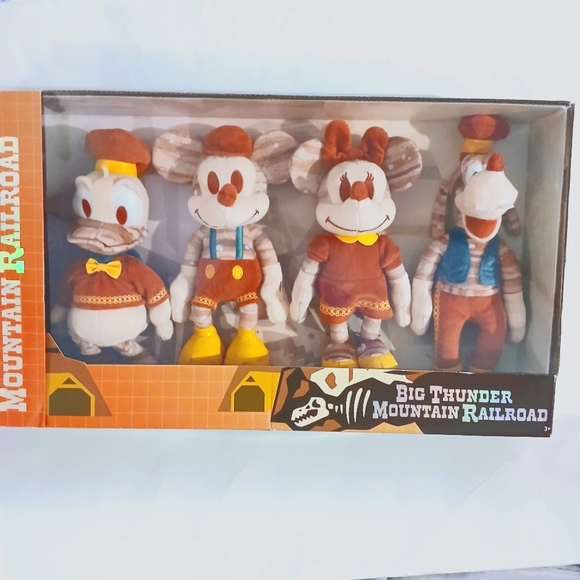 WALT DISNEY WORLD BIG THUNDER MOUNTAIN RAILROAD EXCLUSIVE SET OF 4 PLUSH 9In - Picture 1 of 8